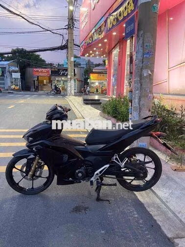 Honda Winner X V4 phanh ABS chính chủ kí xe đẹp ạ