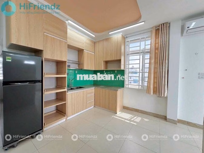 Căn hộ mini Full nội thất Ban công lớn 40m2 Đường oto Phạm Thể Hiền Q8