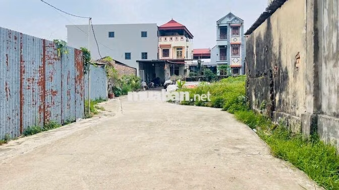 Nhỉnh 1 tỷ sở hữu 85m2 đất ở tại Đa Phúc - HN đường ô tô. Giáp TL 295