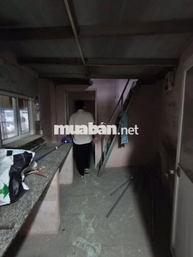KHO CHỨA HÀNG HẺM XE TẢI TÔ NGỌC VÂN GẦN ĐƯỜNG LINH ĐÔNG