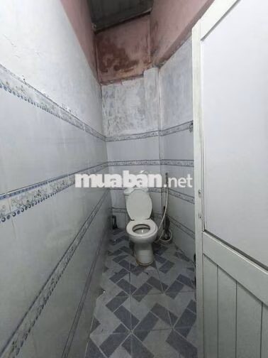 KHO CHỨA HÀNG HẺM XE TẢI TÔ NGỌC VÂN GẦN ĐƯỜNG LINH ĐÔNG