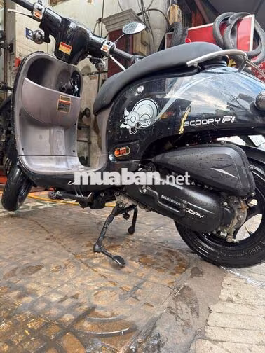 Honda Scoopy Fi Nhập khẩu màu Đen