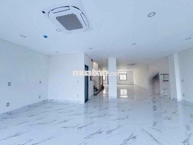 🏢 CHO THUÊ TÒA NHÀ NỔI BẬT TRÊN NGUYỄN GIA TRÍ, BÌNH THẠNH