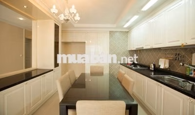 Cần cho thuê nhanh căn hộ 2PN Sky Garden Phú Mỹ Hưng, quận 7
