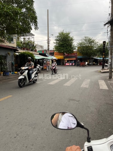 Bán Nhà MT Đông Hồ P4 Q8 HĐT 20tr/tháng
