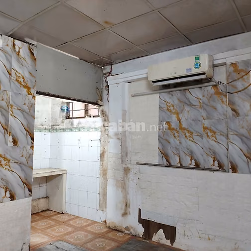 Cho thuê nhà cấp 4 diện tích 22 mét vuông, mặt ngõ rộng đường Hoàng Qu