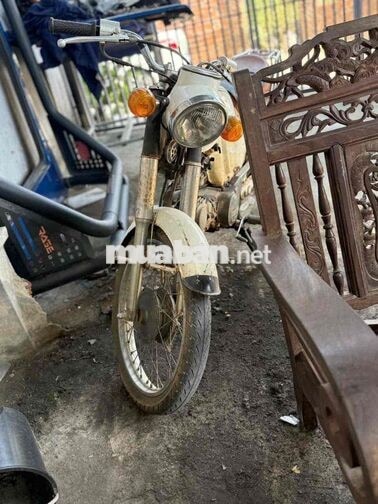 Honda 67 Trắng