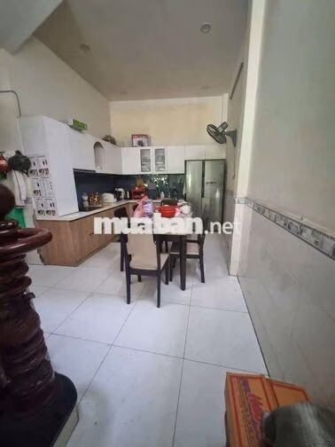 CHO THUÊ NHÀ MẶT TIỀN TÂN HÒA ĐÔNG 3 TẦNG - 15 TRIỆU - 5*14M