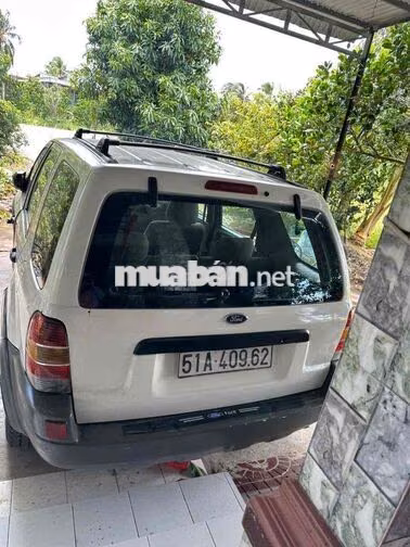 Ford Escape Trắng