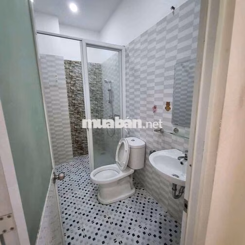CHO THUÊ NHÀ NGUYÊN CĂN 730 HƯƠNG LỘ 2 - 4 TẦNG - 4PN - 13.5 TRIEU