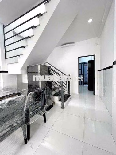 Nhà nguyên căn 3PN Đường Nguyễn Trãi Quận 5 cho thuê
