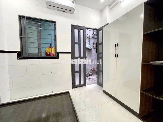 Nhà nguyên căn 3PN Đường Nguyễn Trãi Quận 5 cho thuê