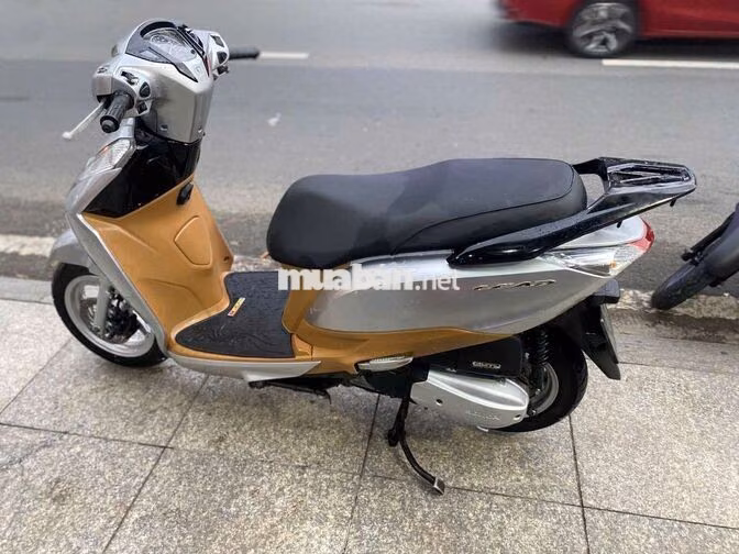 Honda Lead FI 2015 Bạc