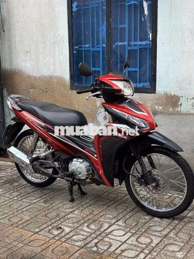 Wave RSX 2012 cavet đầy đủ cho mọi người đi làm
