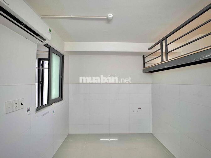 Chung cư mini dạng Duplex - Sẵn máy lạnh - 10 phút Đại học Công Thương