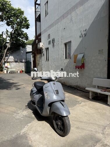 Piaggio Vespa GTS 2013 Xám Ý