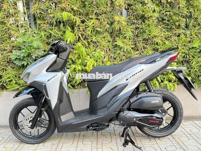 Vario 2022 bạc Porsche đẹp leng keng