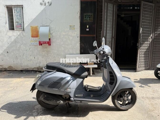 Piaggio Vespa GTS 2013 Xám Ý