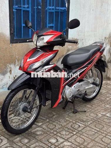 Wave RSX 2012 cavet đầy đủ cho mọi người đi làm