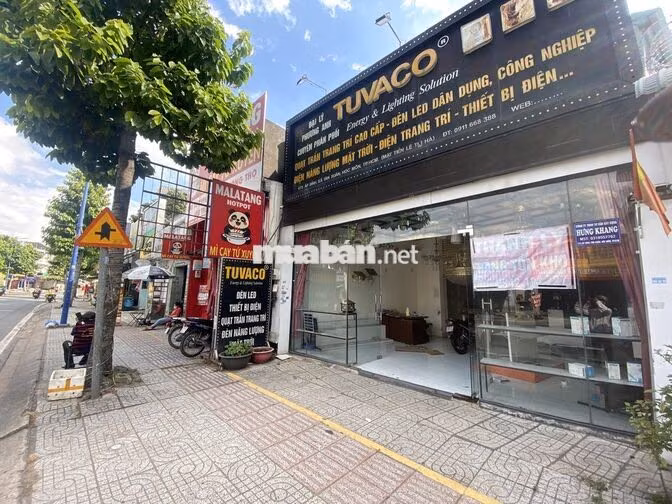 CHÍNH CHỦ CHO THUÊ NHÀ MẶT TIỀN ĐƯỜNG LÊ THỊ HÀ, DT 204,2M2