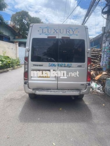 Xe tải Ford Transit Bạc Việt Nam