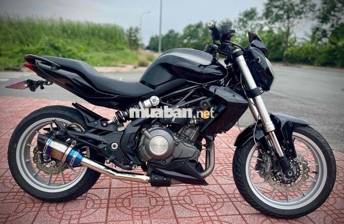 Benelli 302 2018 Đen