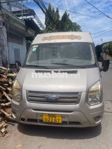 Xe tải Ford Transit Bạc Việt Nam