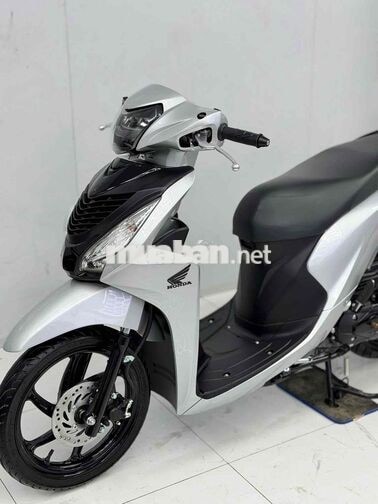 Honda Vision 2025 Bạc