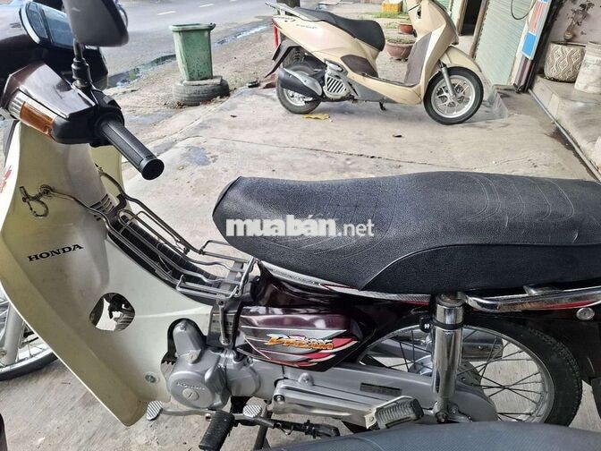 Honda Dream 2016 Nâu sẫm