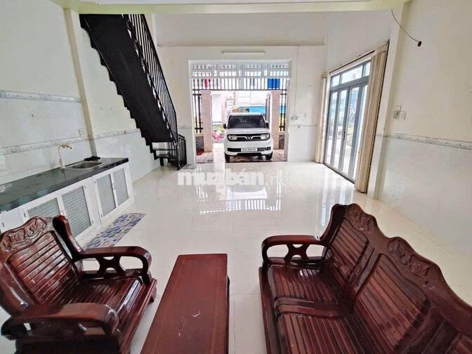 Cho thuê nhà nguyên căn mặt tiền hẻm 577 đường 30/4