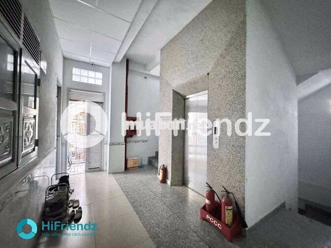 💢💢1 Phòng *** Gác cao-Toà nhà thang máy-Đh Qte Hồng Bàng