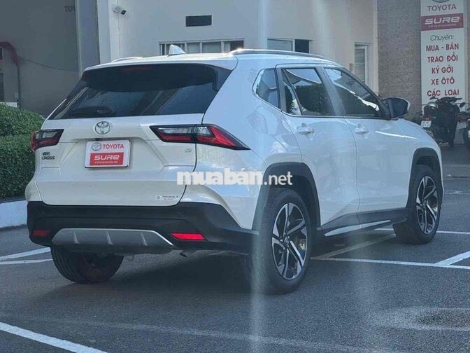 Toyota Yaris Cross 2025 1.5S Trắng 23.000 km