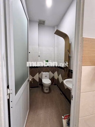 HẺM 551 LÊ VĂN KHƯƠNG 2LẦU/4*18