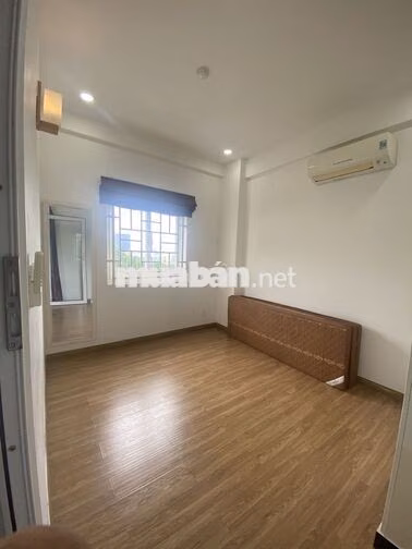 Bán cc Simona Hoàng Văn Thụ 2PN full nt đẹp giá 1,3 tỷ