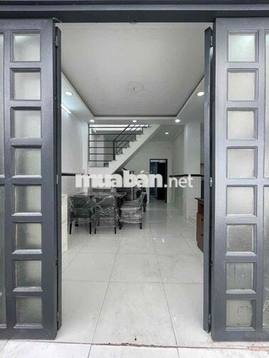 Cho thuê NC sát mt Nguyễn Trãi, Q5| 1tr1l nhà 2 mặt hẻm