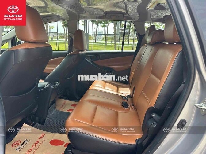 Toyota Innova E 2018 Bạc CHÍNH HÃNG