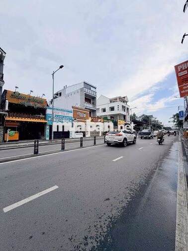Cho thuê mặt tiền Trần Hoàng Na 5x20 - vị trí đắc địa