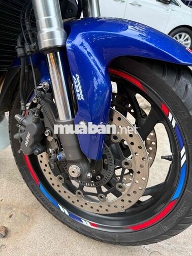 Honda CB1000R thắng ABS nhập Ý