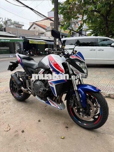 Honda CB1000R thắng ABS nhập Ý