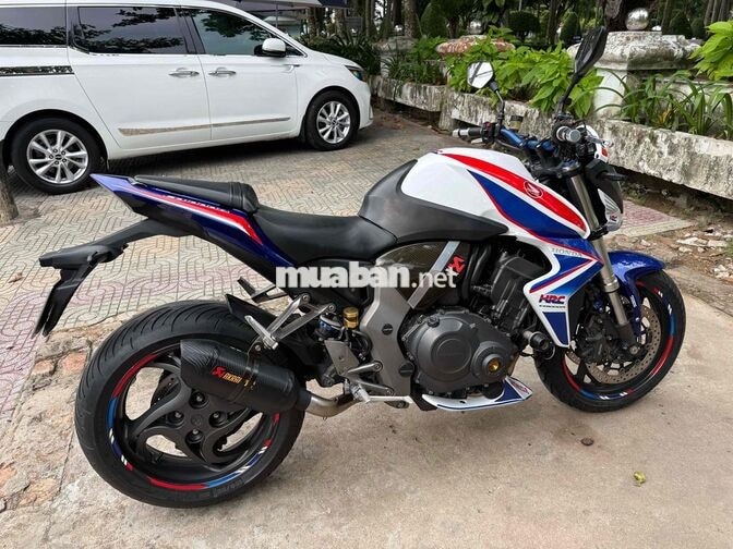 Honda CB1000R thắng ABS nhập Ý