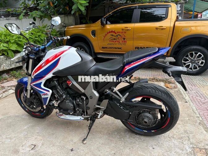 Honda CB1000R thắng ABS nhập Ý