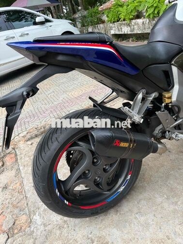 Honda CB1000R thắng ABS nhập Ý