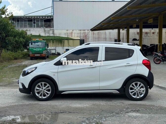 Vinfast Fadil tiêu chuẩn 2020