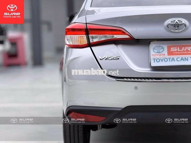 Toyota Vios E 2023 Bạc Số sàn 88.000 km
