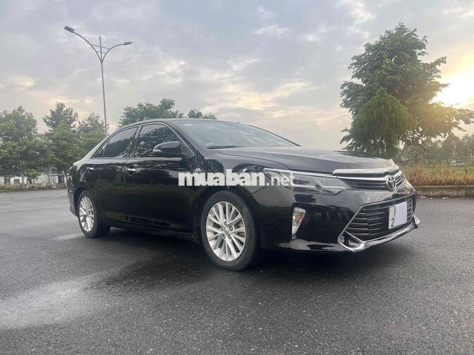 Toyota Camry 2.5Q 2016 Đen 93000 km