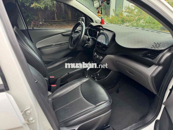 Vinfast Fadil tiêu chuẩn 2020