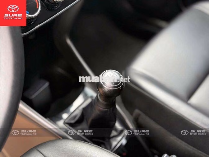 Toyota Vios E 2023 Bạc Số sàn 88.000 km