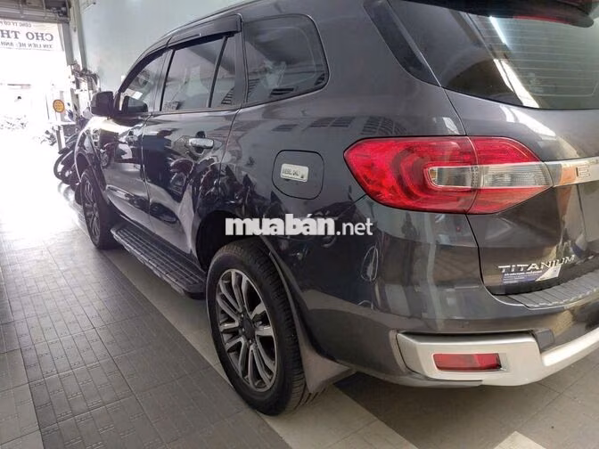 Ford Everest Titanium 2019 Xám 68.000km