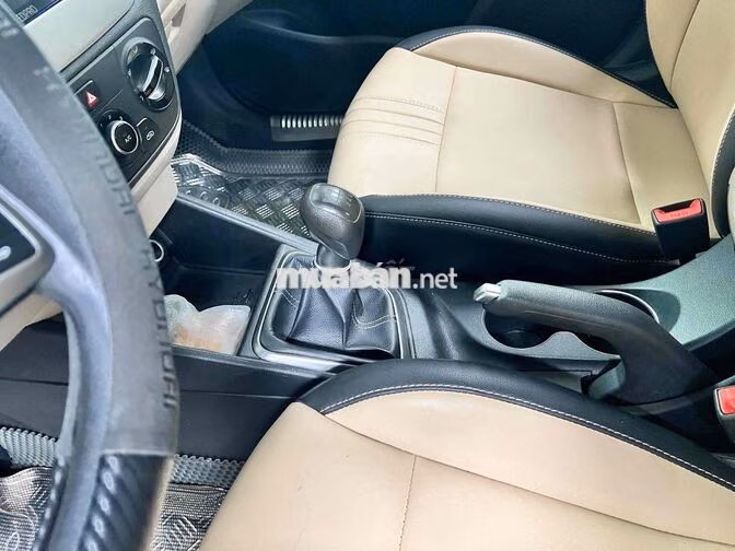 Hyundai Accent 1.4 MT 2019 Trắng Số sàn
