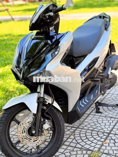 Honda Air Blade 160 ABS 2023 Bạc